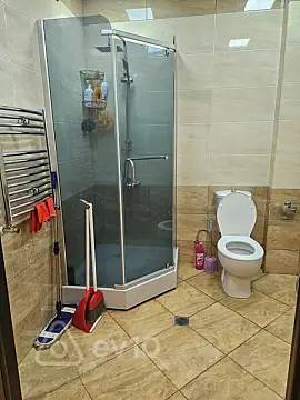 Kirayə verilir 2 otaqlı yeni tikili 65 m²