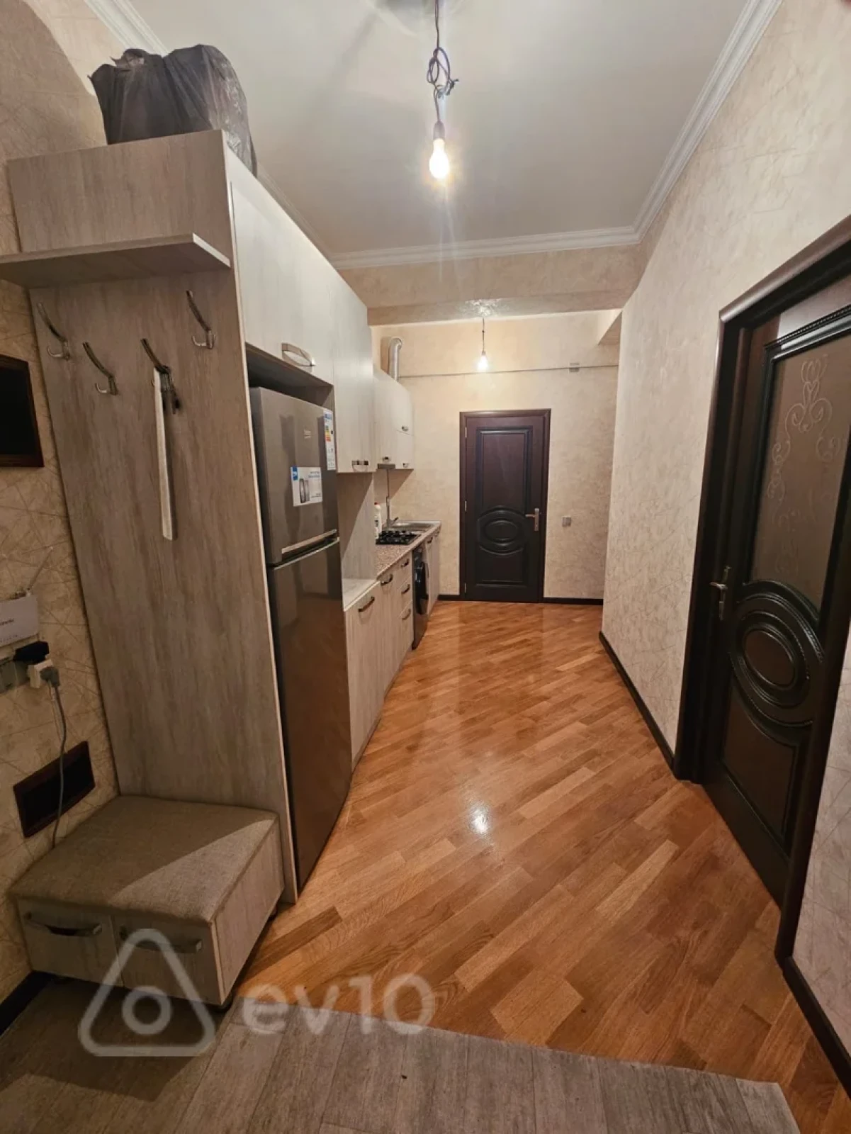 Kirayə verilir 2 otaqlı yeni tikili 65 m²