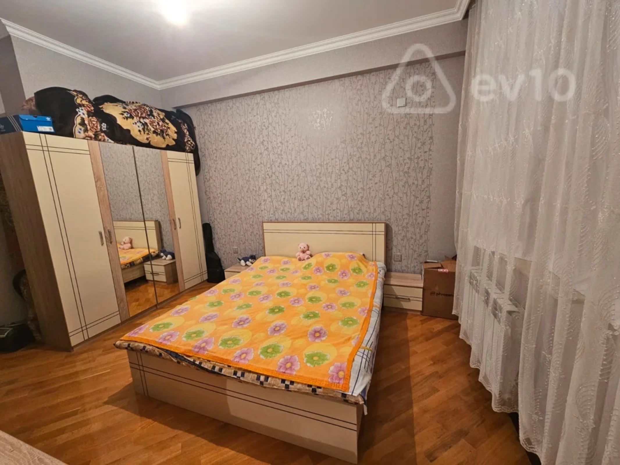Kirayə verilir 2 otaqlı yeni tikili 65 m²
