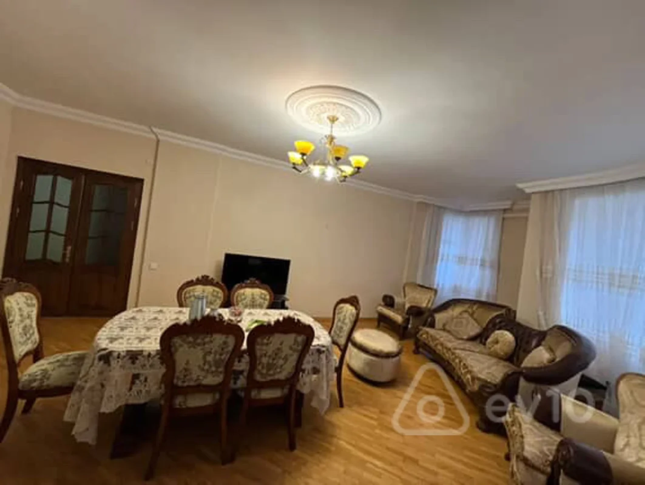 Kirayə verilir 3 otaqlı köhnə tikili 75 m²