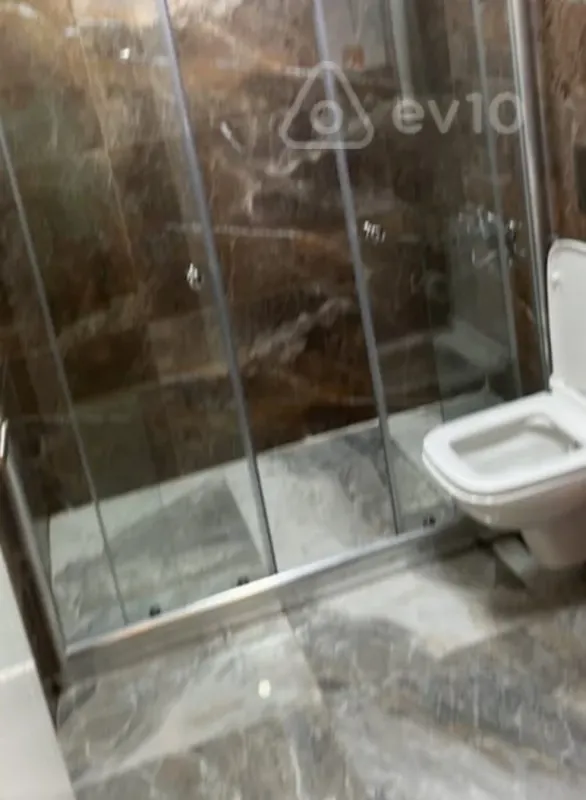 Kirayə verilir 3 otaqlı yeni tikili 65 m²