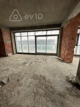 Satılır 2 otaqlı yeni tikili 100 m²