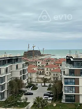 Satılır 2 otaqlı yeni tikili 100 m²