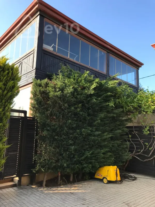 Kirayə verilir 6 otaqlı həyət evi 420 m²