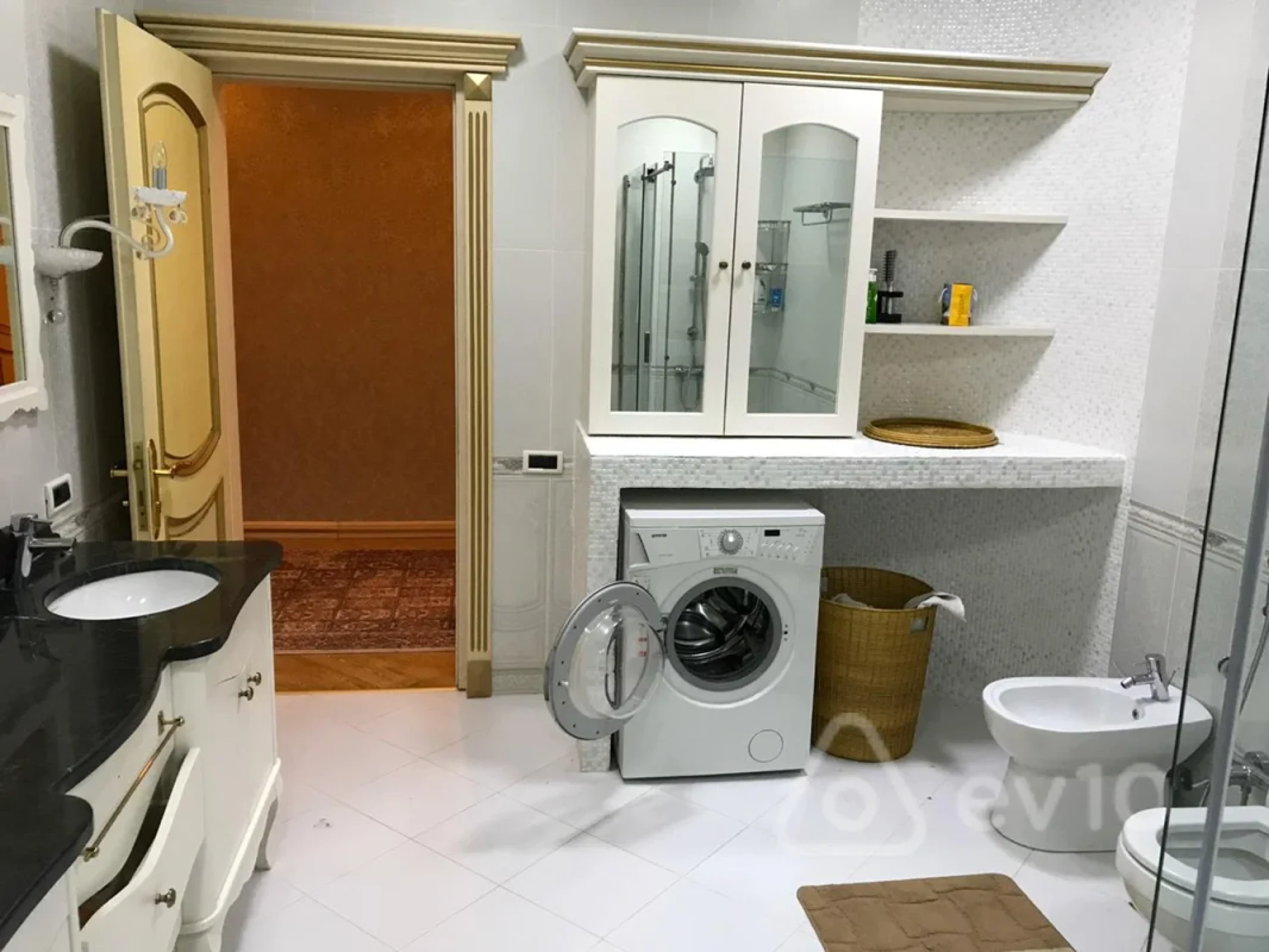 Kirayə verilir 6 otaqlı həyət evi 420 m²