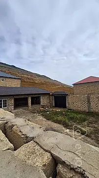 Satılır 2 otaqlı həyət evi 60 m²