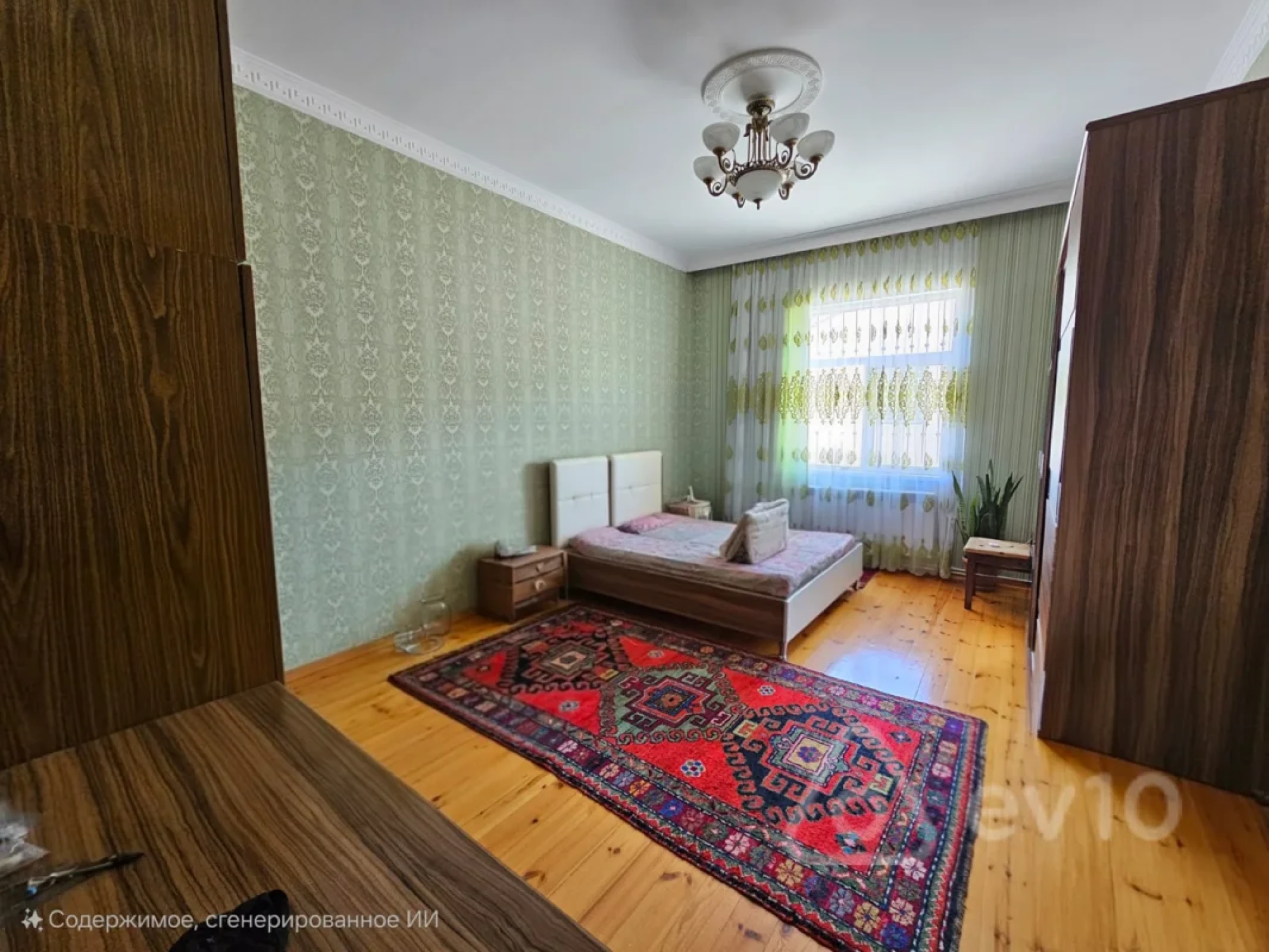 Satılır 8 otaqlı həyət evi 360 m²