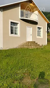 Satılır 4 otaqlı həyət evi 170 m²