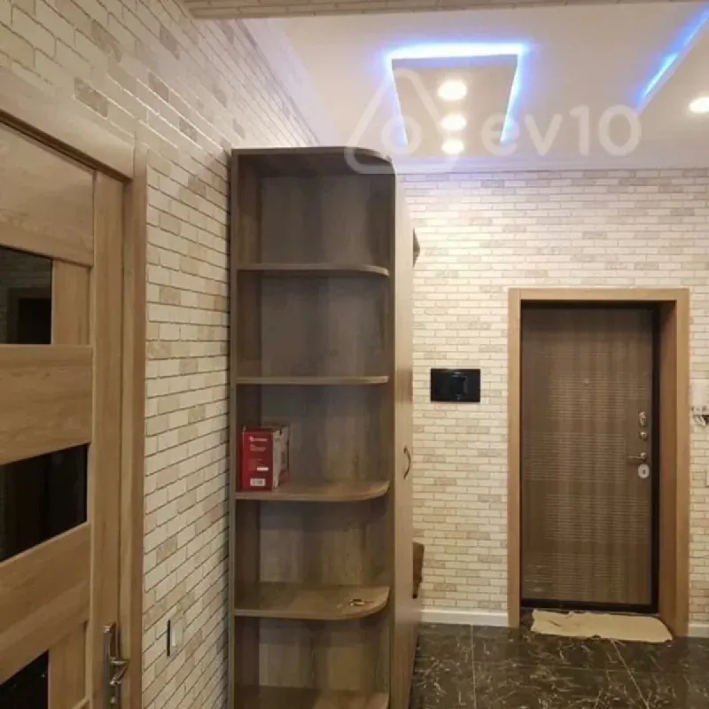 Kirayə verilir 3 otaqlı yeni tikili 75 m²