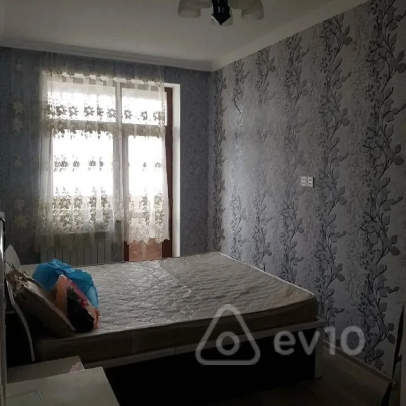 Kirayə verilir 3 otaqlı yeni tikili 75 m²