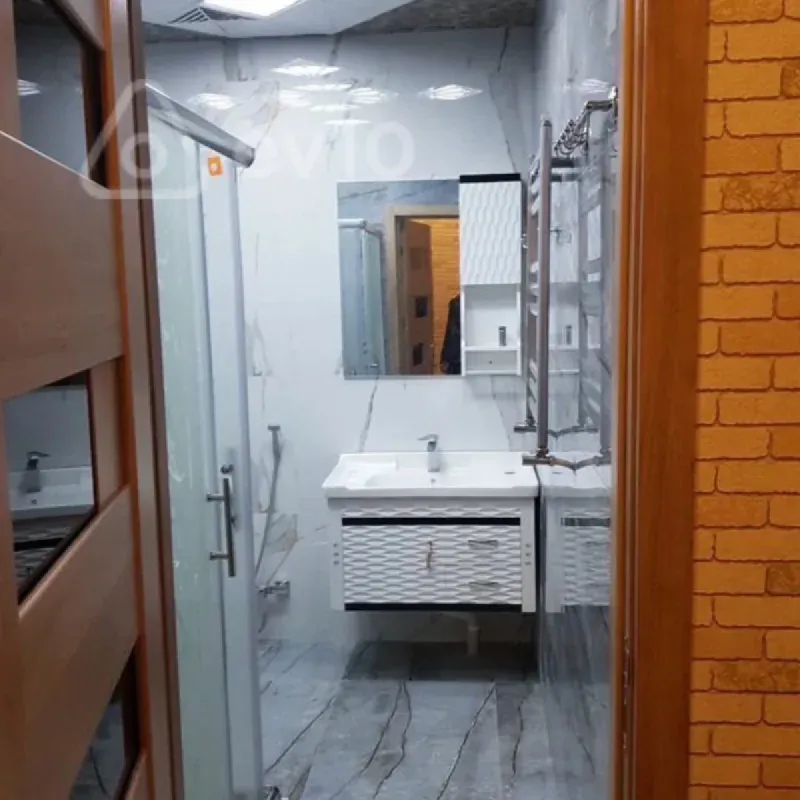 Kirayə verilir 3 otaqlı yeni tikili 75 m²