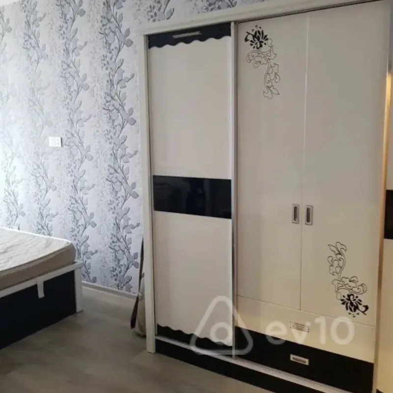 Kirayə verilir 3 otaqlı yeni tikili 75 m²