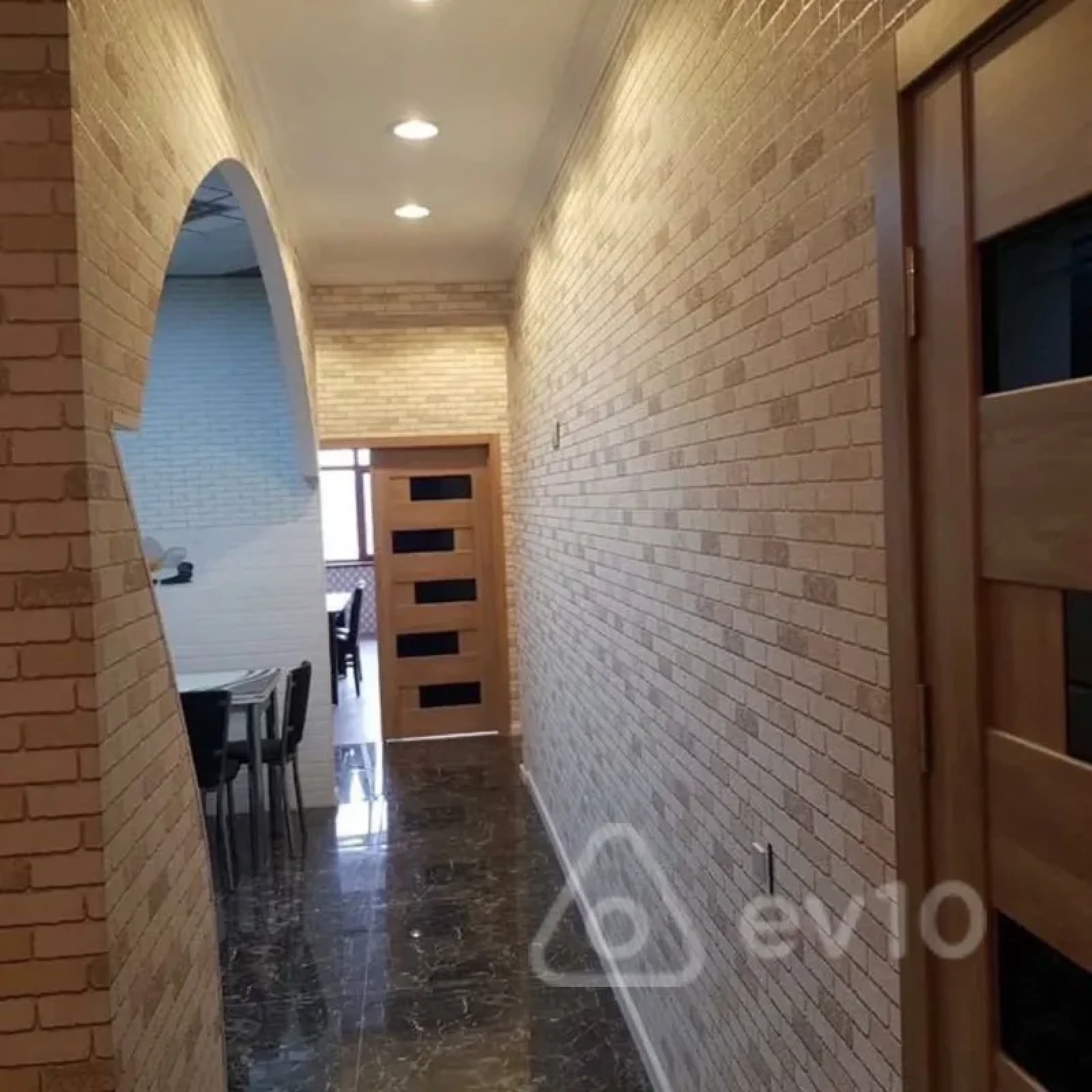 Kirayə verilir 3 otaqlı yeni tikili 75 m²