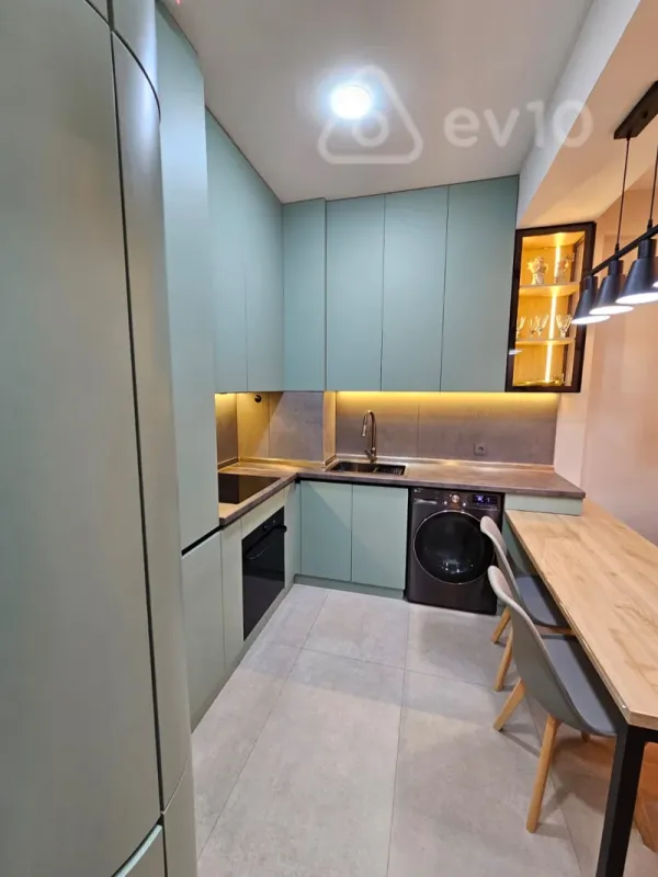 Kirayə verilir 2 otaqlı yeni tikili 62 m²