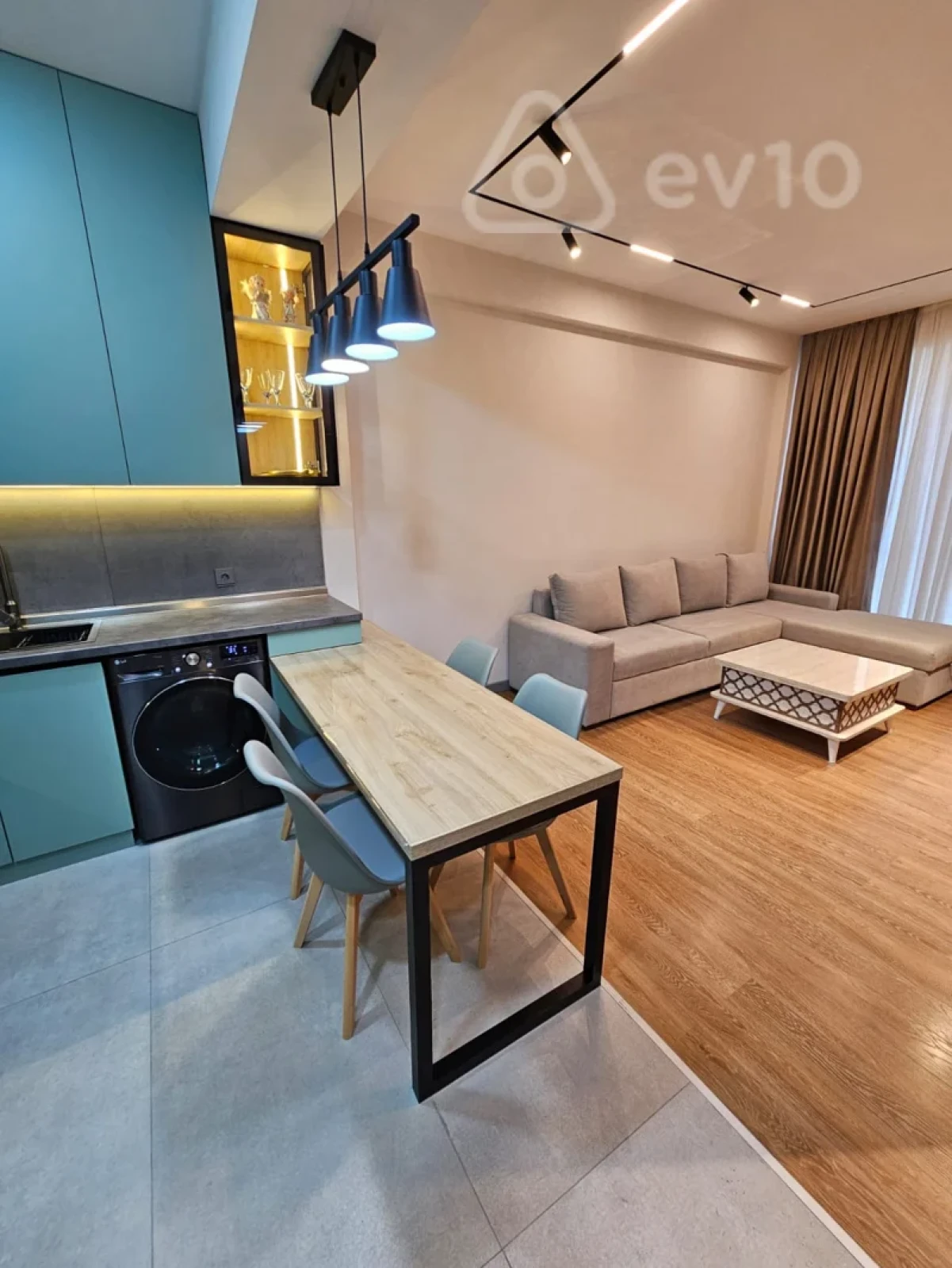 Kirayə verilir 2 otaqlı yeni tikili 62 m²