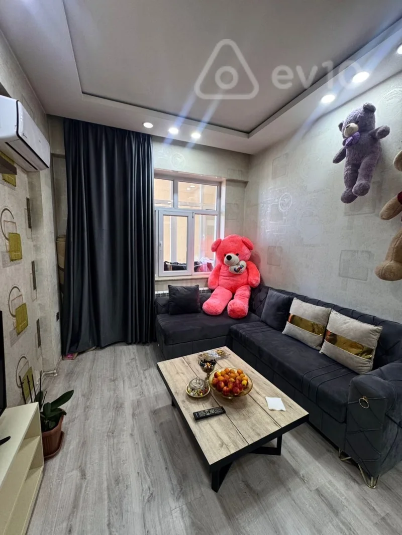 Kirayə verilir 3 otaqlı yeni tikili 100 m² — Bakı, Səbail 3 otaq 100.00 m²