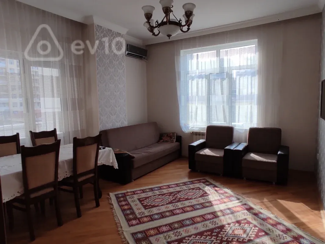 Kirayə verilir 3 otaqlı yeni tikili 110 m²