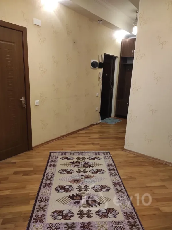 Kirayə verilir 3 otaqlı yeni tikili 110 m²