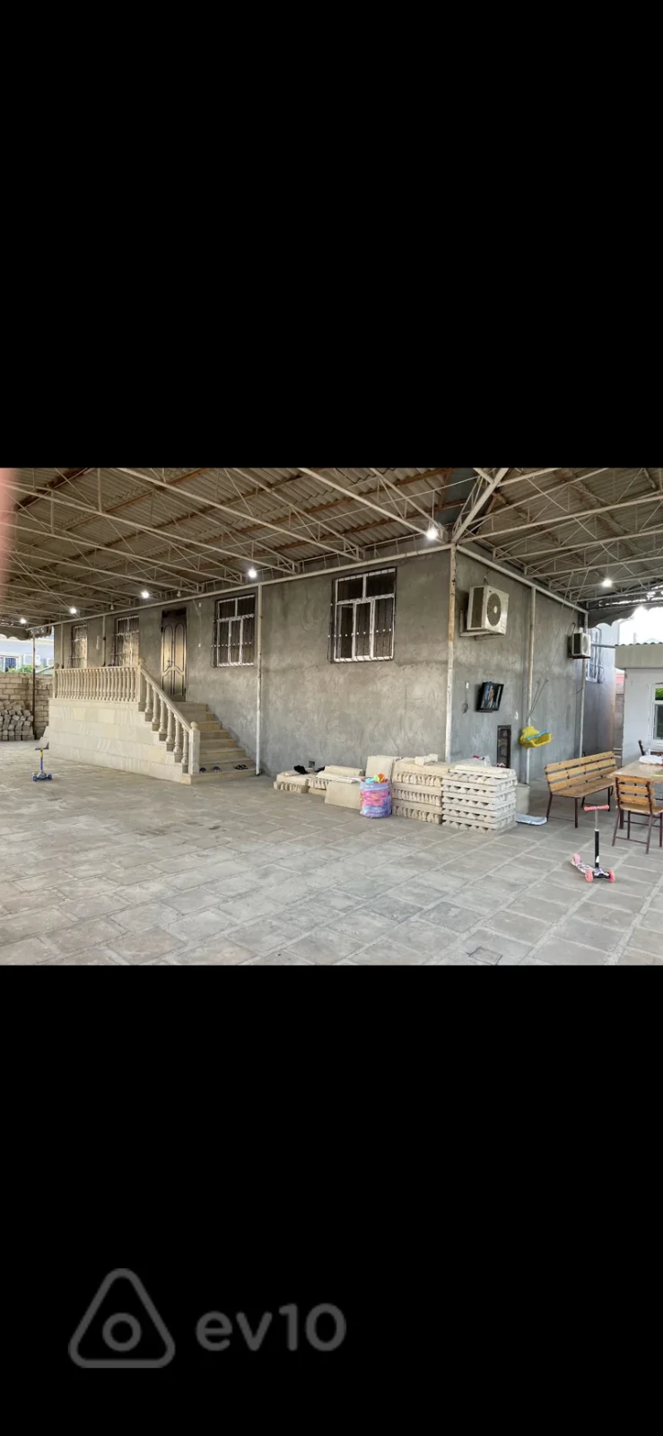 Satılır 4 otaqlı həyət evi 150 m²