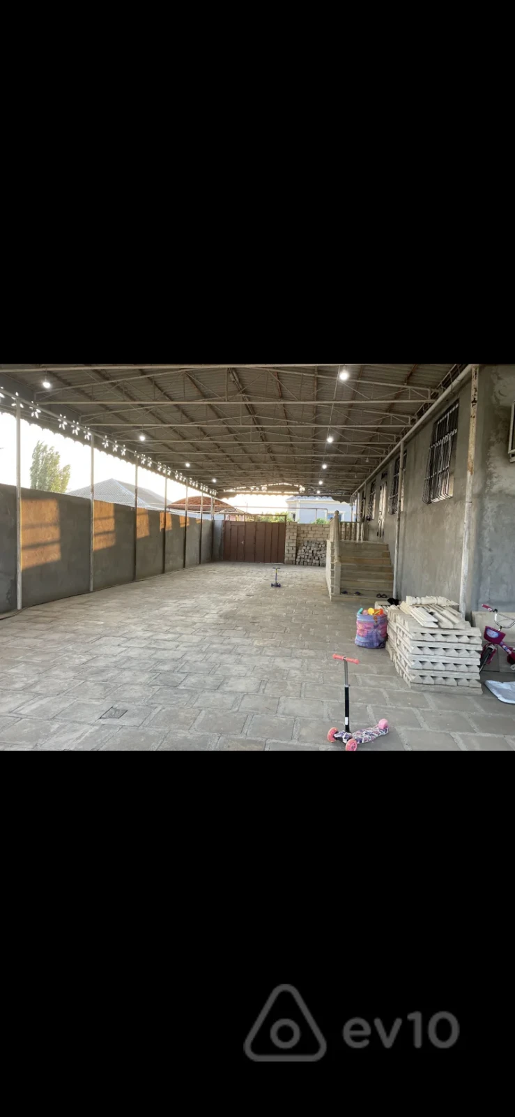 Satılır 4 otaqlı həyət evi 150 m²