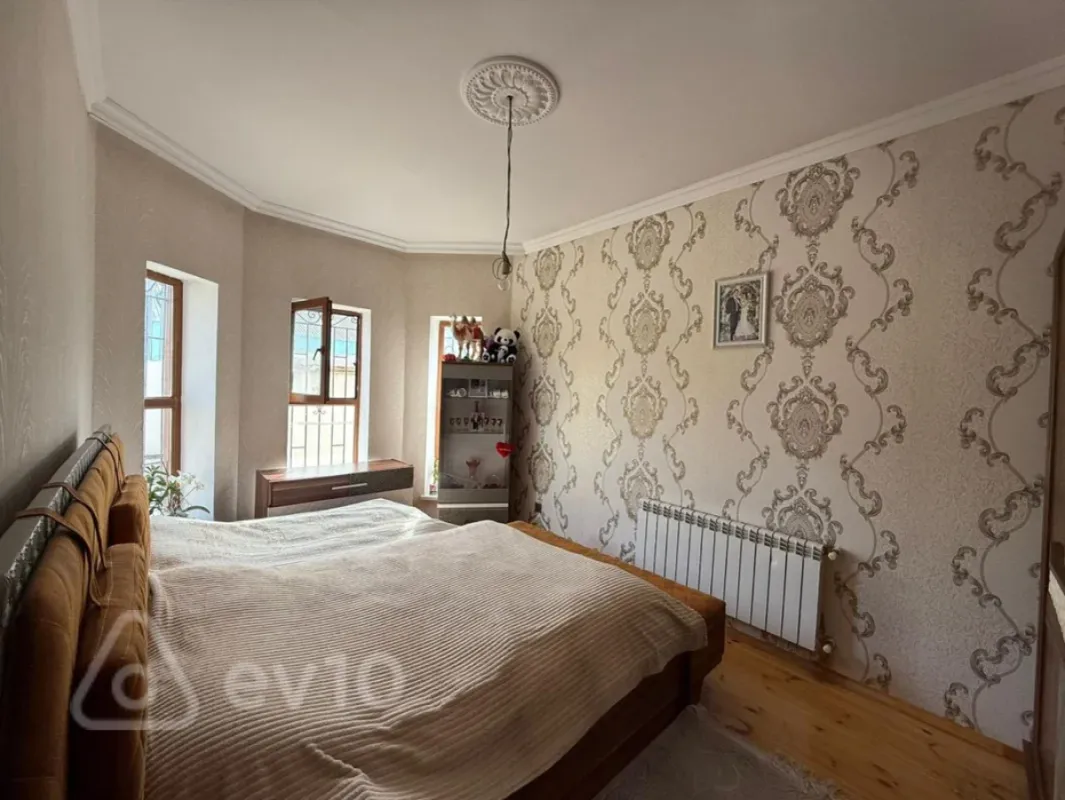 Satılır 4 otaqlı həyət evi 110 m²