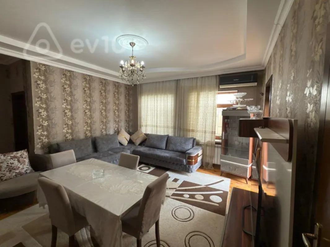 Satılır 4 otaqlı həyət evi 110 m²