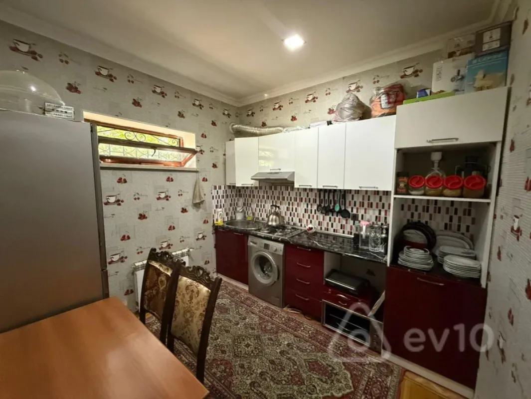 Satılır 4 otaqlı həyət evi 110 m²