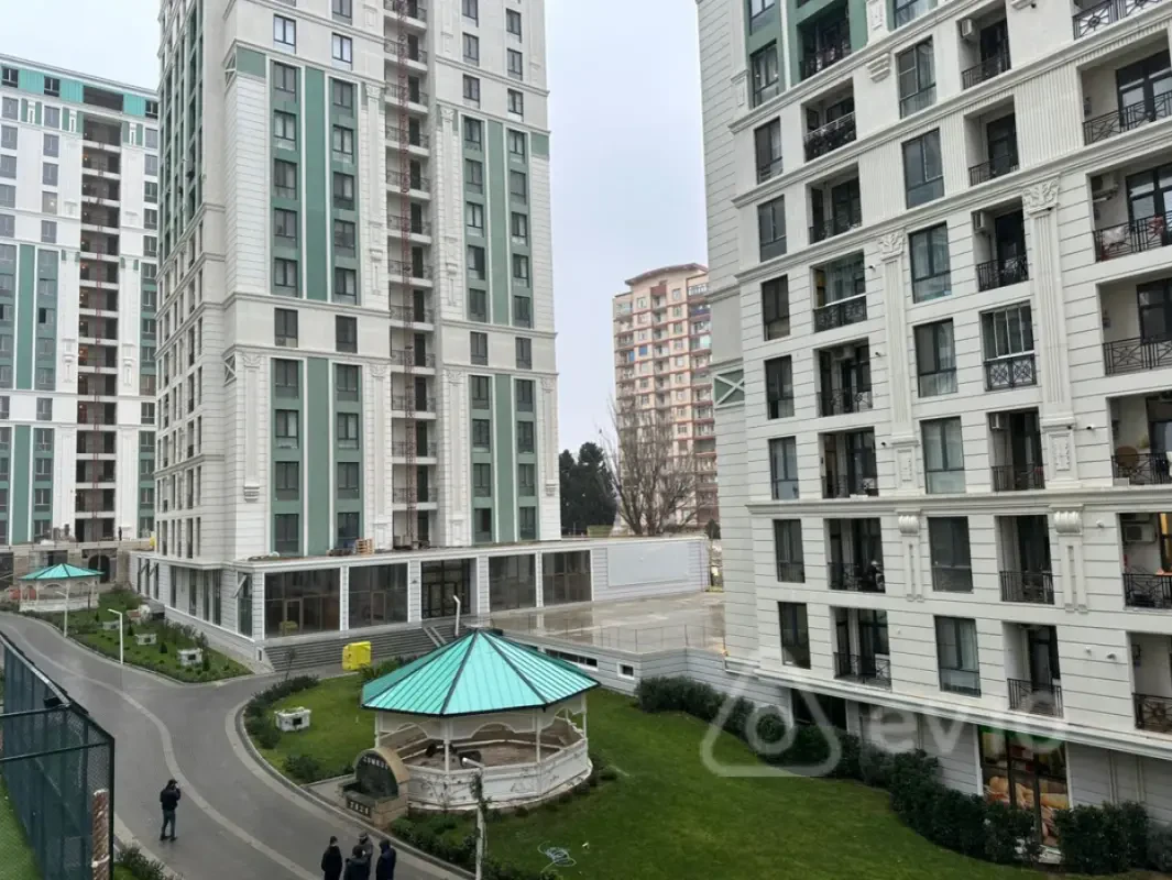 Satılır 2 otaqlı yeni tikili 95 m²
