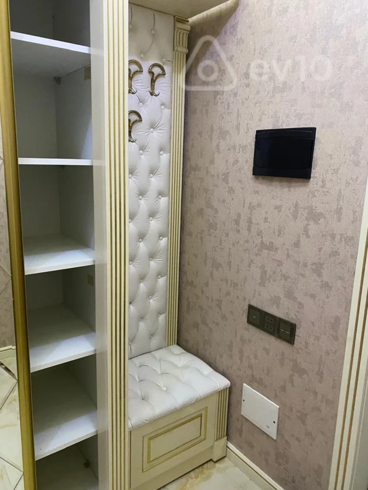Kirayə verilir 3 otaqlı yeni tikili 145 m²