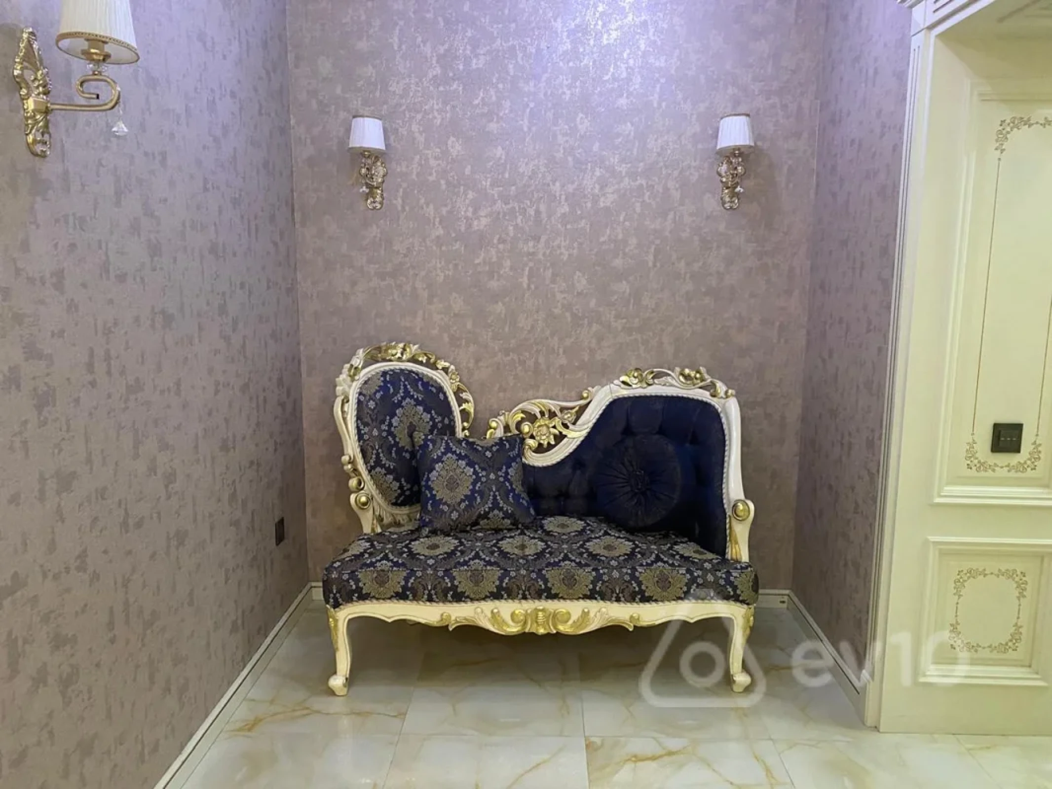 Kirayə verilir 3 otaqlı yeni tikili 145 m²