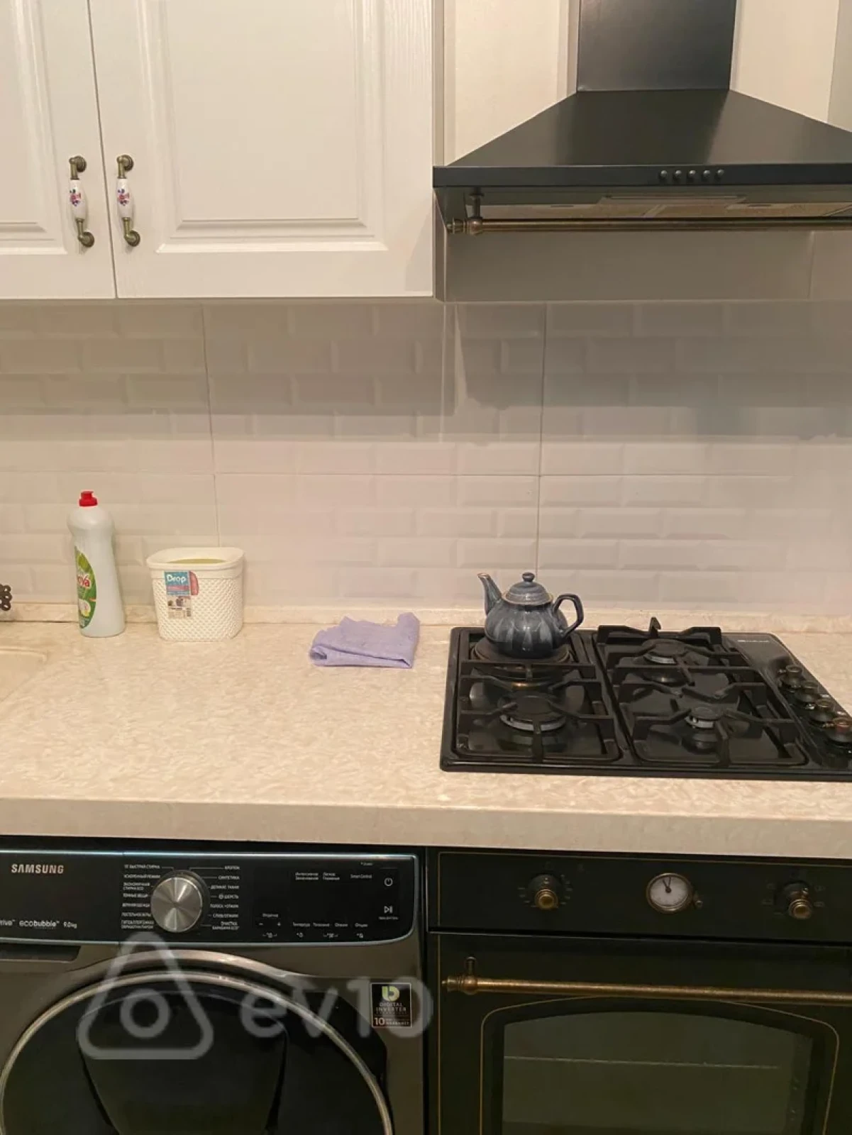 Kirayə verilir 3 otaqlı yeni tikili 145 m²