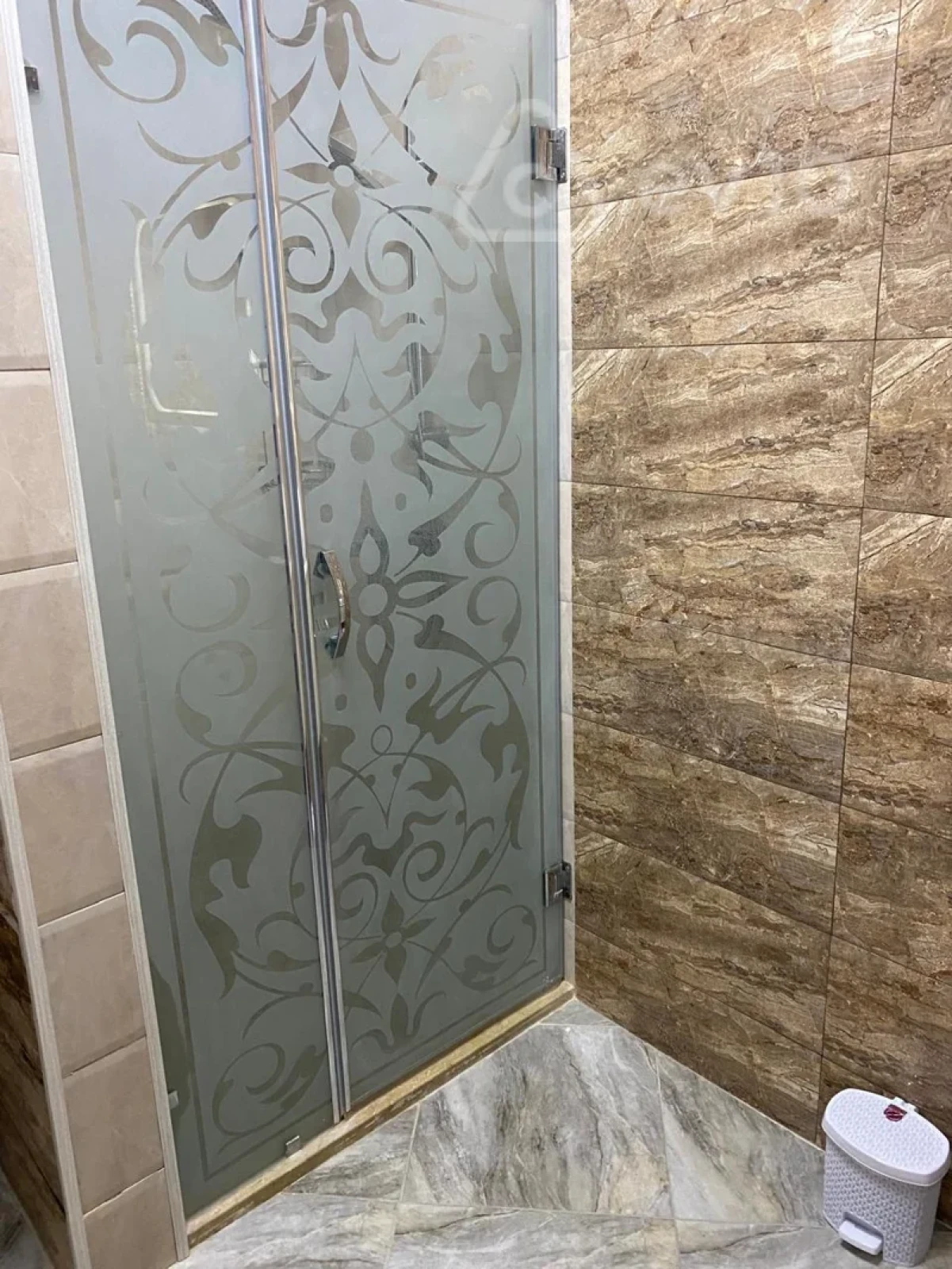 Kirayə verilir 3 otaqlı yeni tikili 145 m²