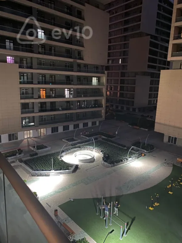 Kirayə verilir 3 otaqlı yeni tikili 145 m²