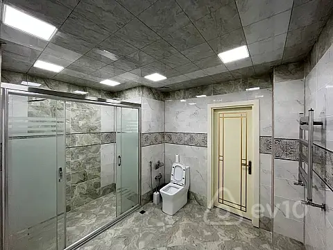 Kirayə verilir 4 otaqlı yeni tikili 240 m²