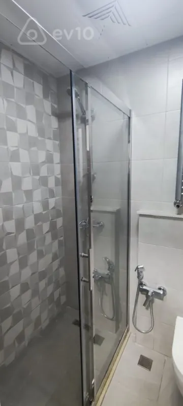 Kirayə verilir 2 otaqlı yeni tikili 48 m²