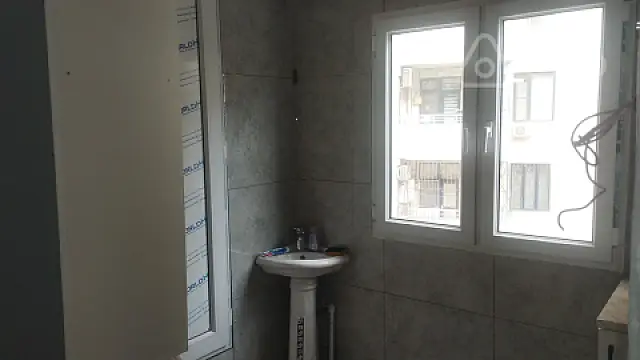 Kirayə verilir 1 otaqlı köhnə tikili 21 m²