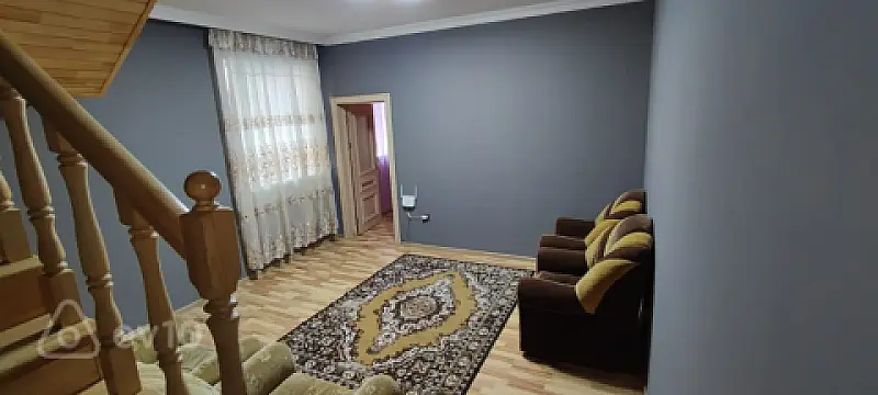 Kirayə verilir 4 otaqlı həyət evi 120 m²