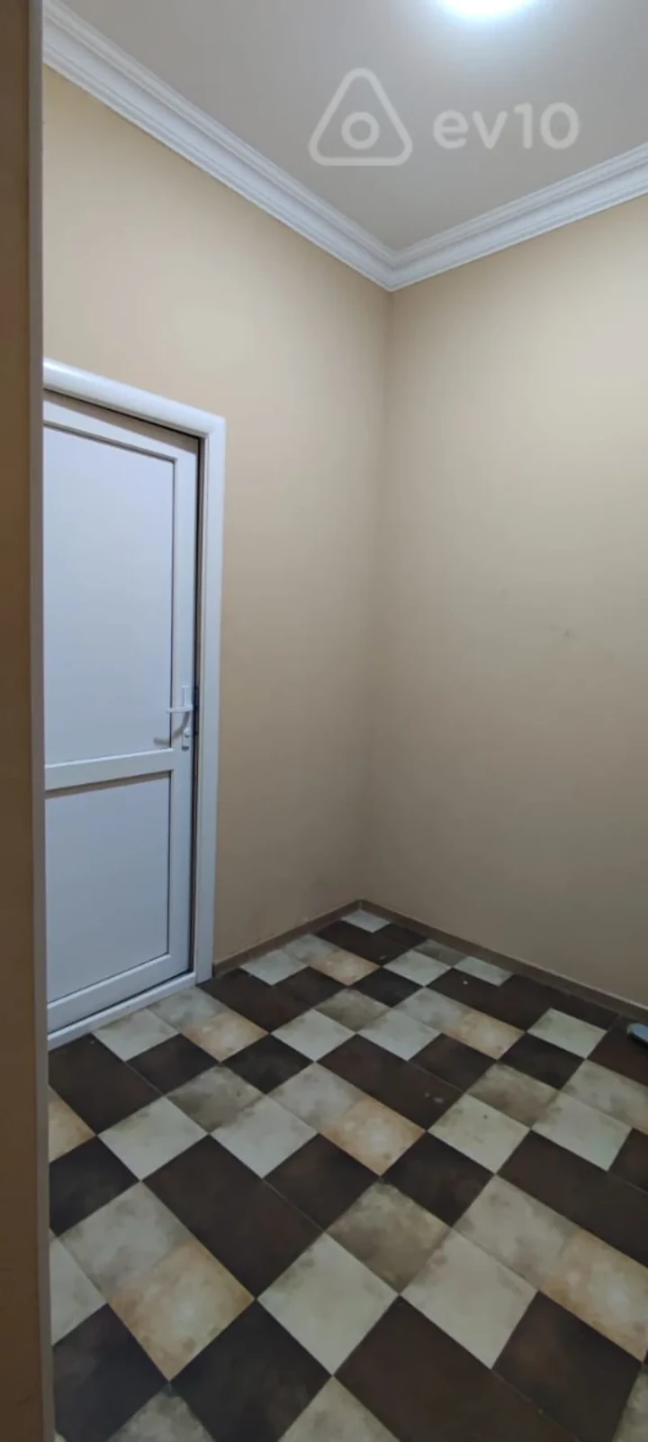 Kirayə verilir 4 otaqlı həyət evi 120 m²