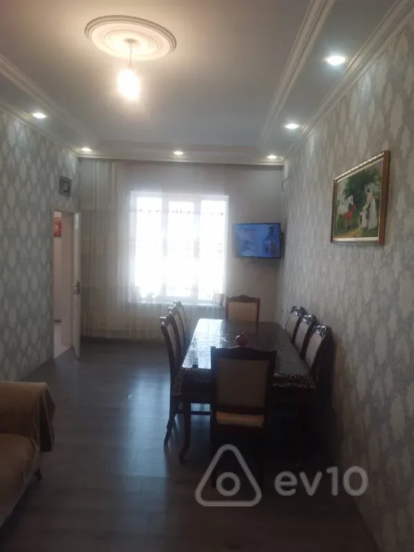 Satılır 4 otaqlı həyət evi 120 m²