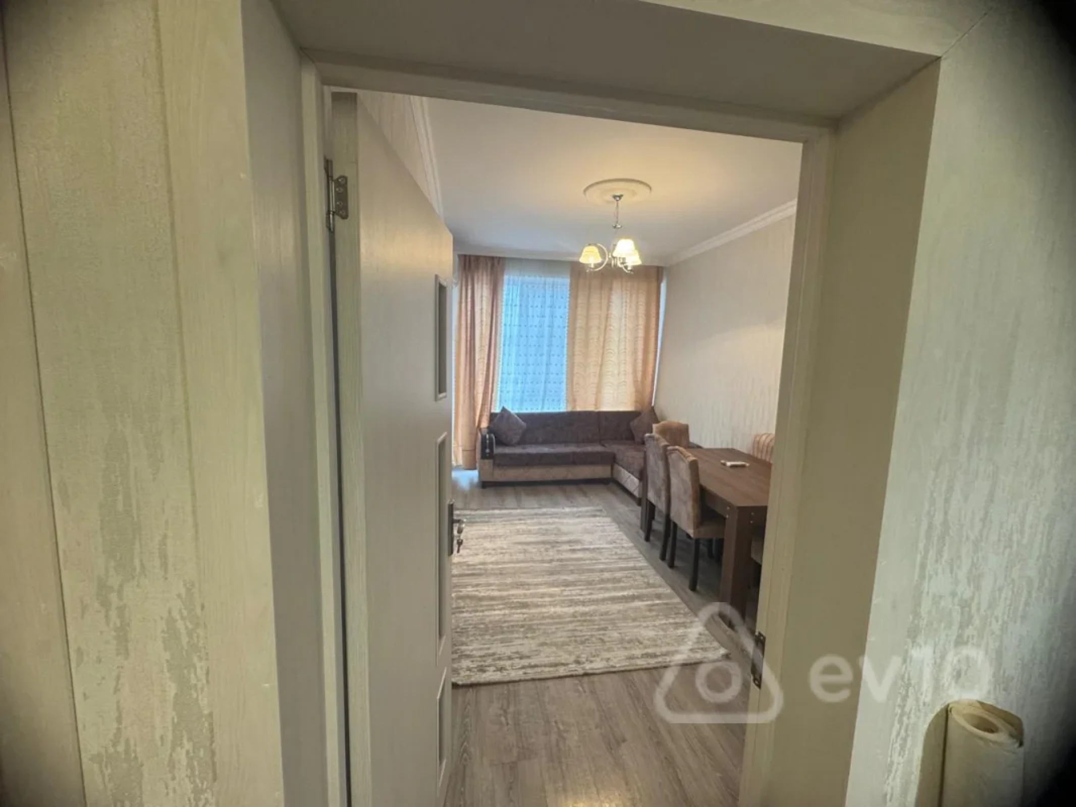 Kirayə verilir 2 otaqlı yeni tikili 52 m²