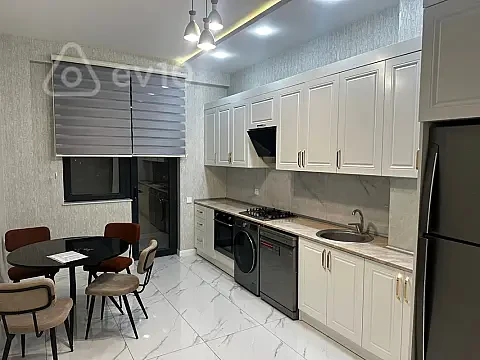 Kirayə verilir 2 otaqlı yeni tikili 80 m² — Bakı, Xətai 2 otaq 80.00 m²