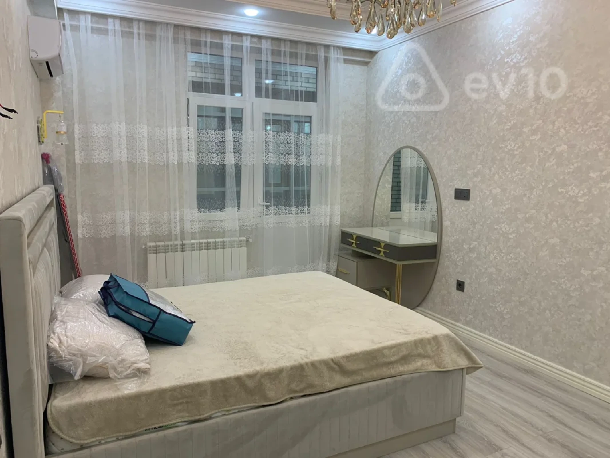 Kirayə verilir 2 otaqlı yeni tikili 65 m²