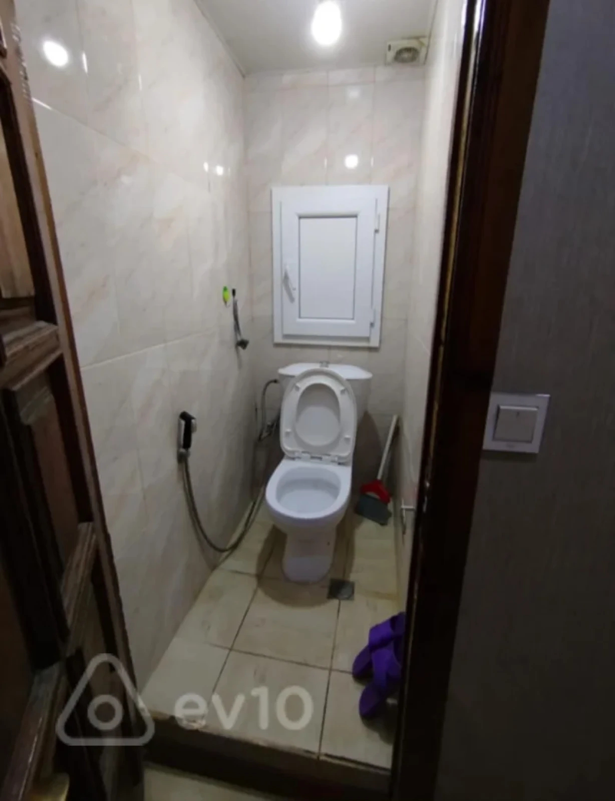 Kirayə verilir 3 otaqlı köhnə tikili 90 m²