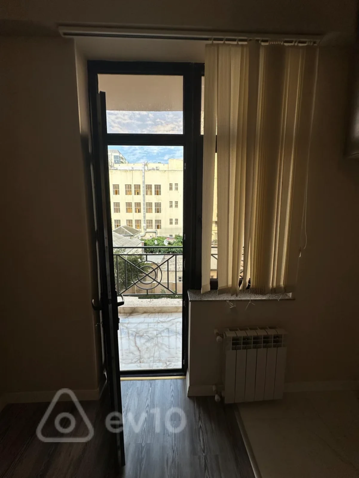 Satılır 2 otaqlı yeni tikili 50 m²