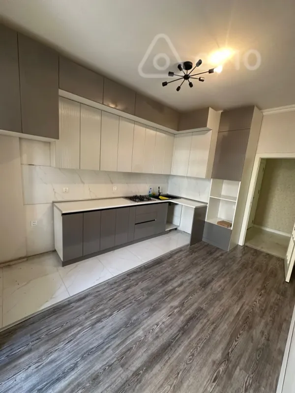 Satılır 2 otaqlı yeni tikili 50 m²