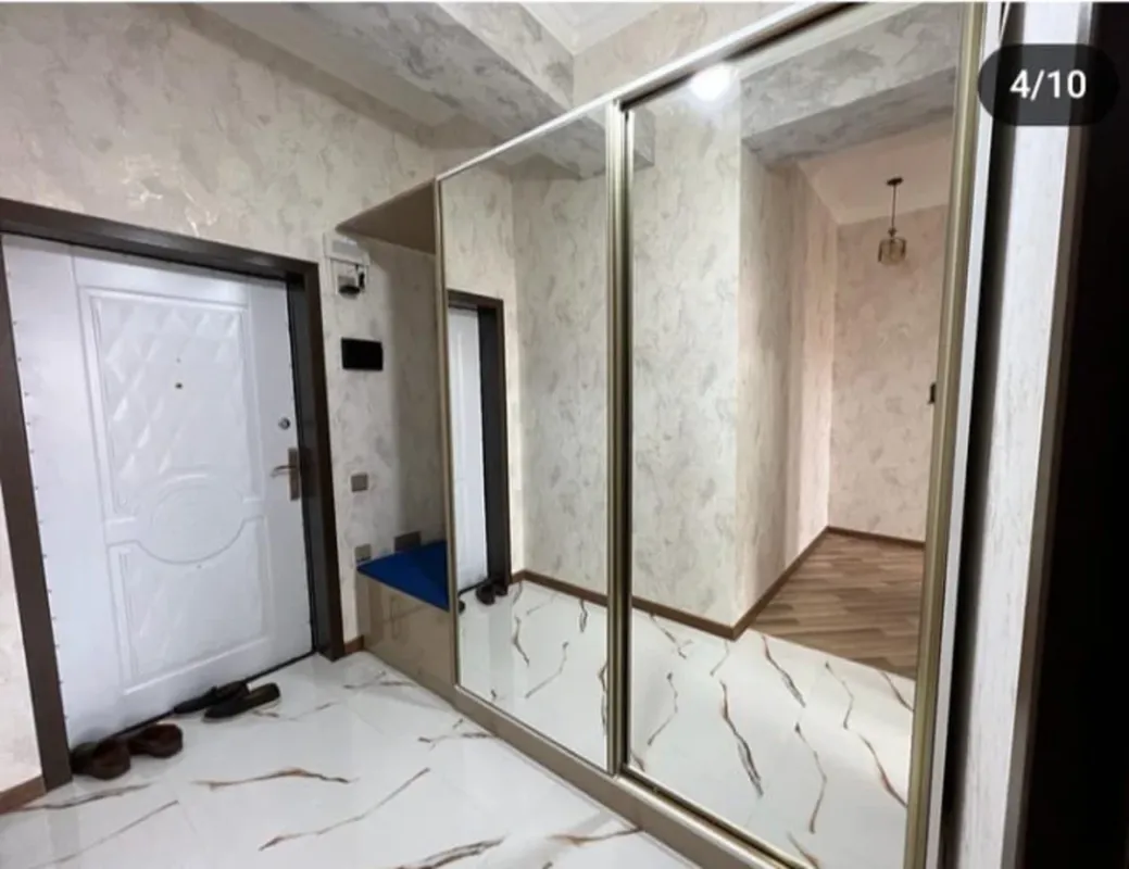 Satılır 3 otaqlı yeni tikili 80 m²