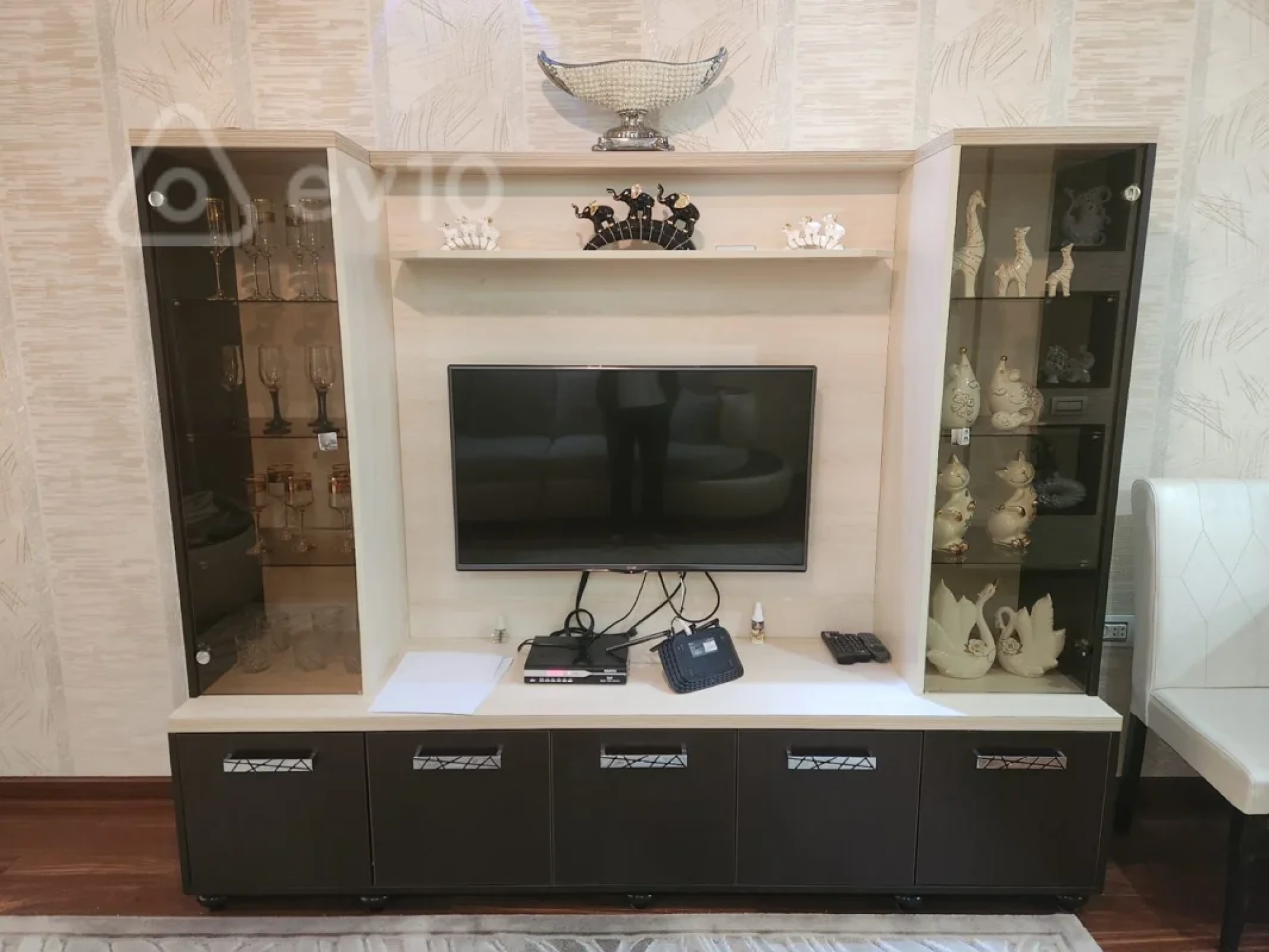 Kirayə verilir 2 otaqlı yeni tikili 80 m²