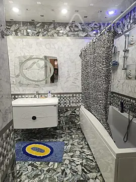 Kirayə verilir 2 otaqlı yeni tikili 80 m²