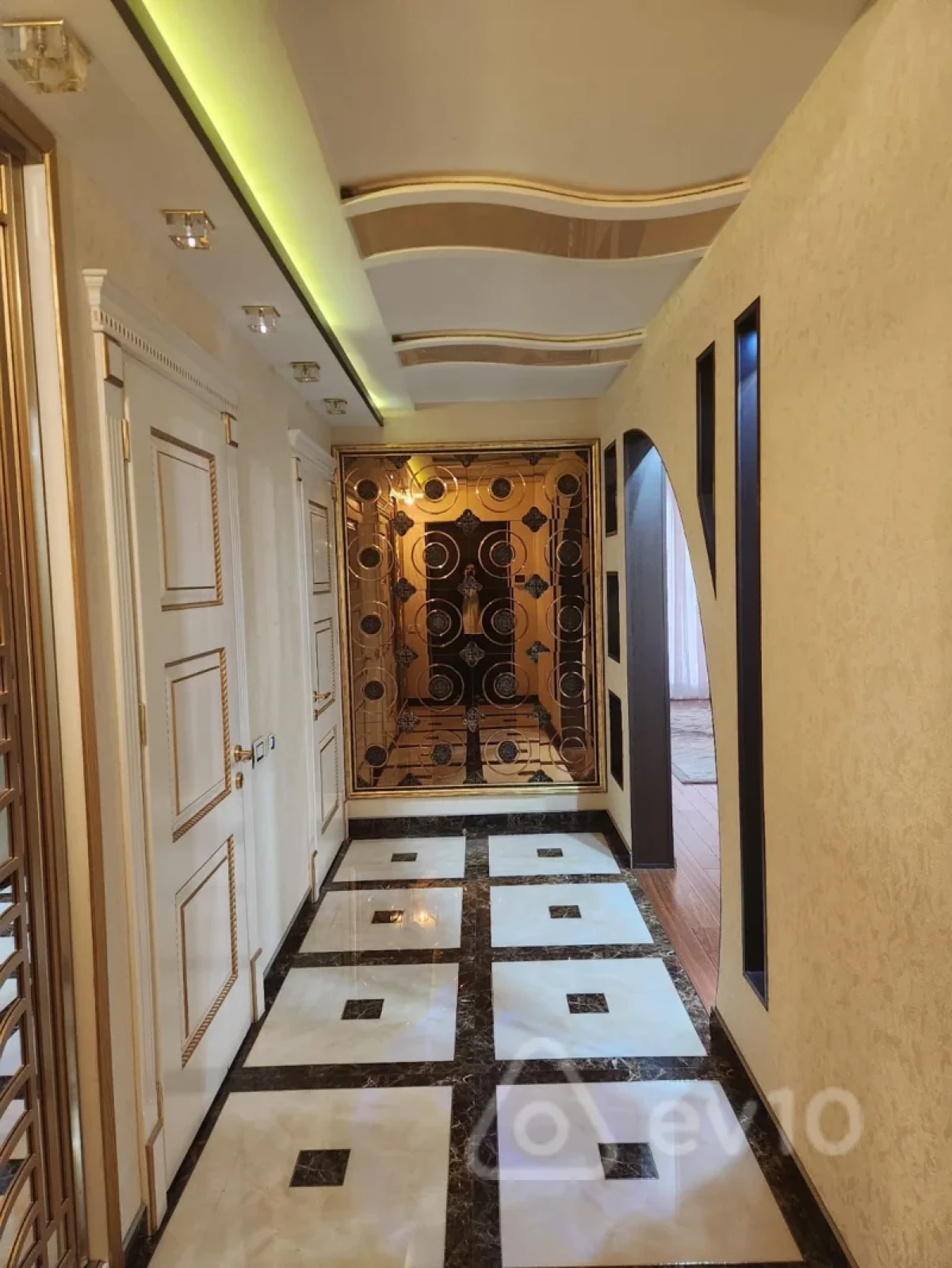 Kirayə verilir 2 otaqlı yeni tikili 80 m²