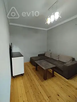 Kirayə verilir 2 otaqlı həyət evi 55 m²